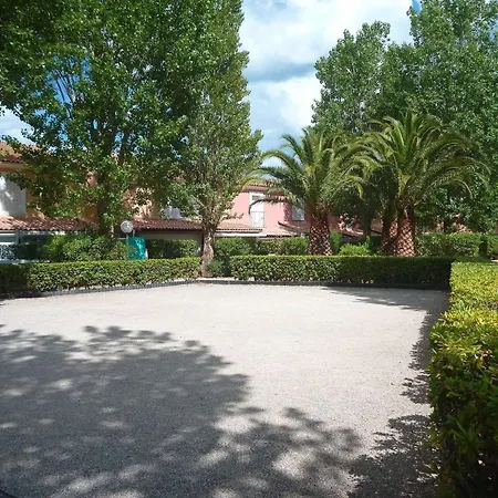 Vacances: Piscine, Tennis, Petanque, Terrasse, Parking - Proche Commodites - Fr-1-387-170 *